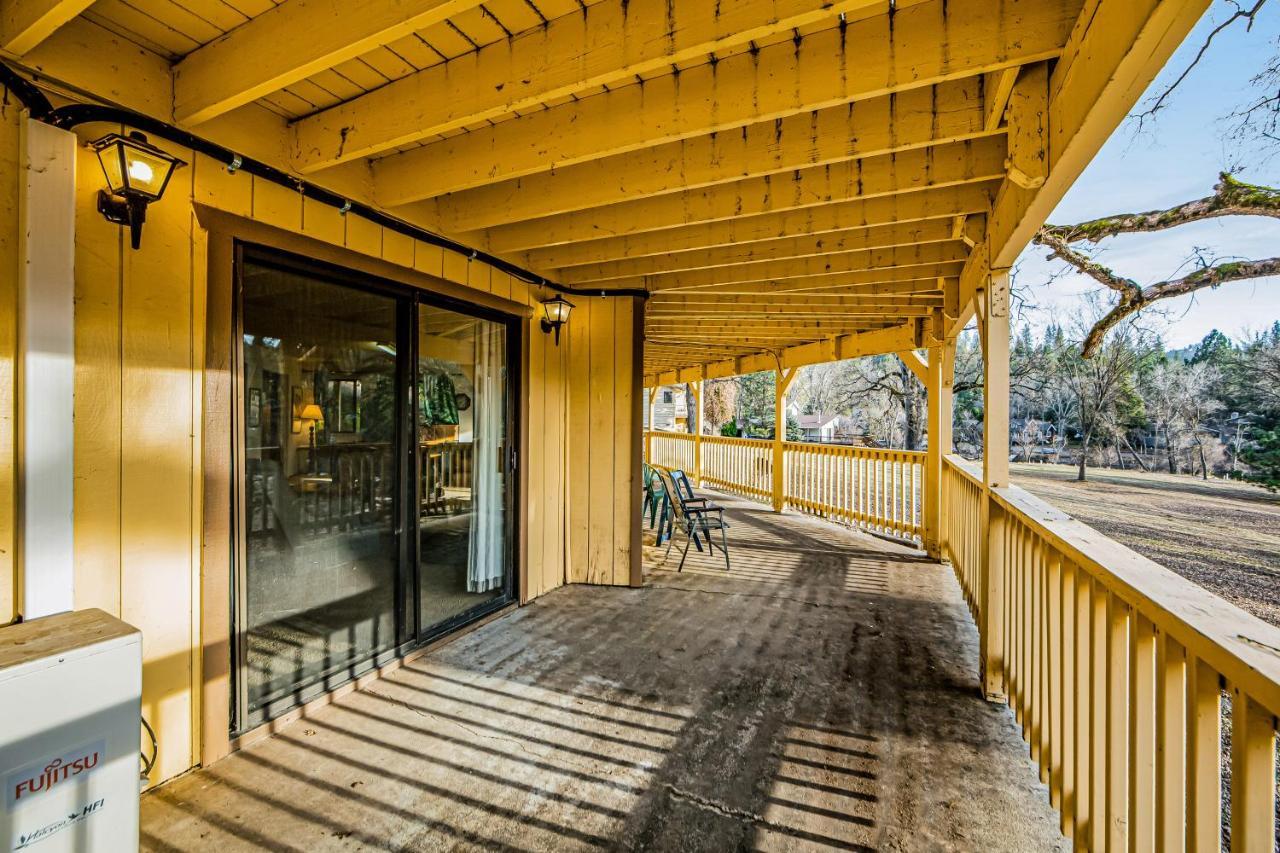 Luring Lakefront Landing Groveland Exterior photo