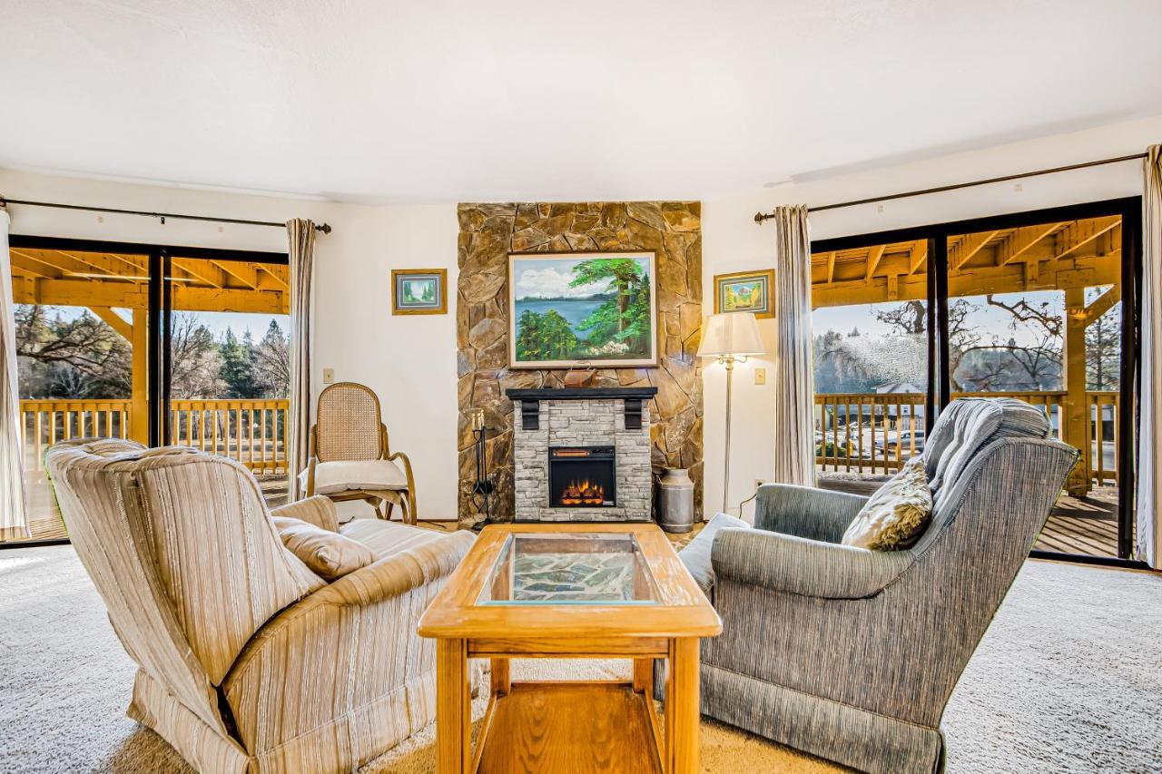 Luring Lakefront Landing Groveland Exterior photo
